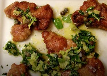 Lamszwezerik Piccata met selderij olijfolie en kappertjes